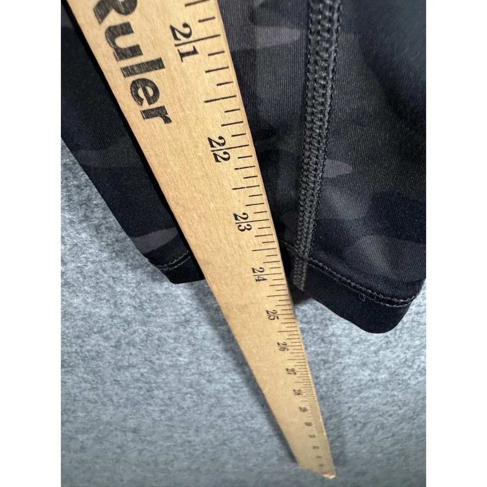 Athleta Ultimate Camo 7/8 Tight Black Camouflage Leggings‎ Pockets 531773 Small